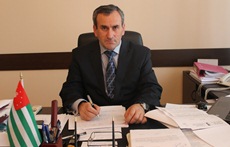 «Система образования в Абхазии нуждается сегодня в особом внимании со стороны государства» – министр образования, науки, спорта и молодежной политики Адгур Какоба